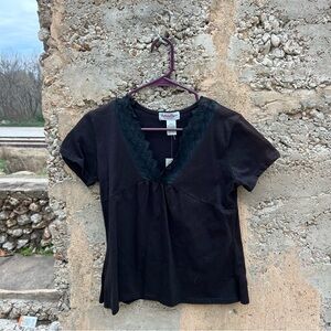 Vintage Y2K baby tee 100% cotton lace trimmed v neck size S